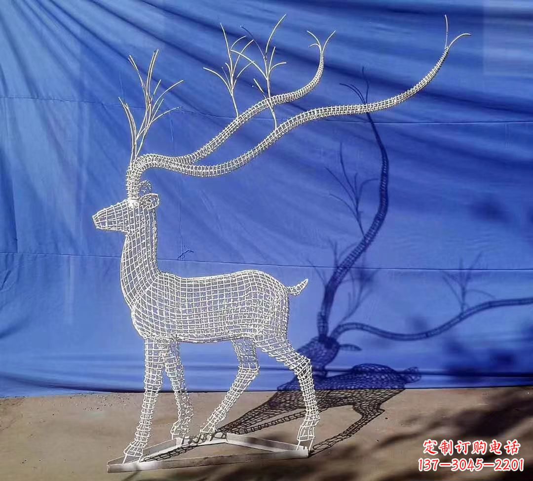 潍坊不锈钢麋鹿雕塑精美的景观装饰品
