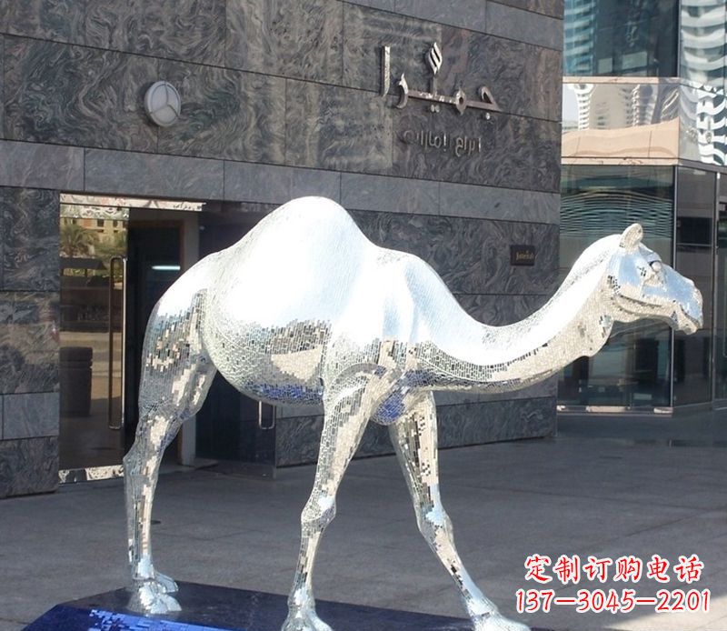潍坊不锈钢骆驼雕塑精美外形折射古朴美感