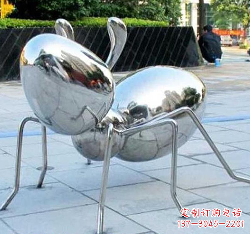 潍坊不锈钢蚂蚁雕塑一座象征努力的艺术作品