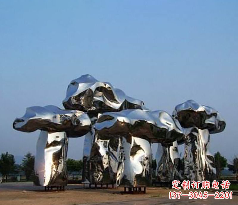 潍坊不锈钢蘑菇雕塑——一次惊艳的艺术之旅
