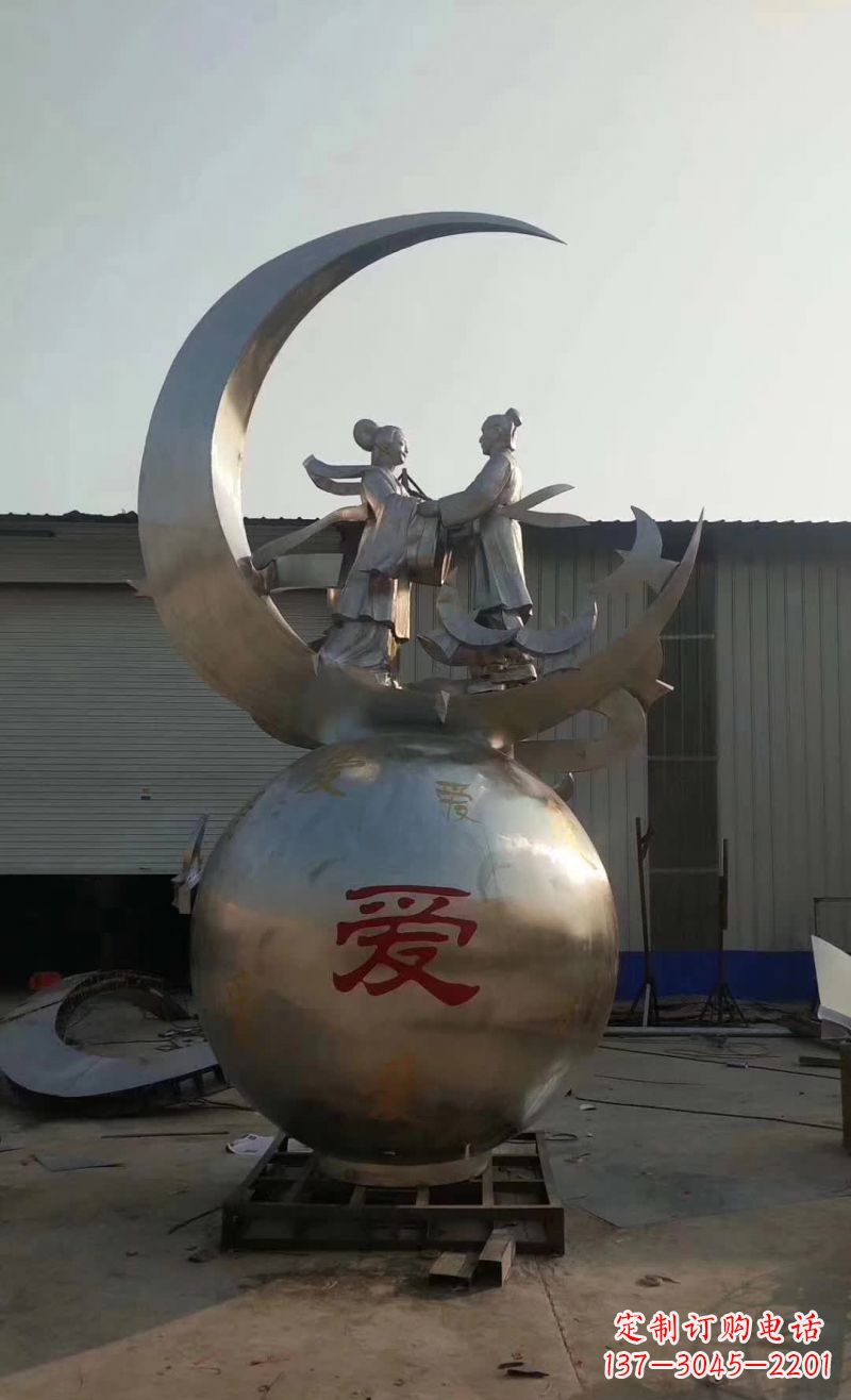 潍坊不锈钢牛郎织女雕塑传承爱情的象征