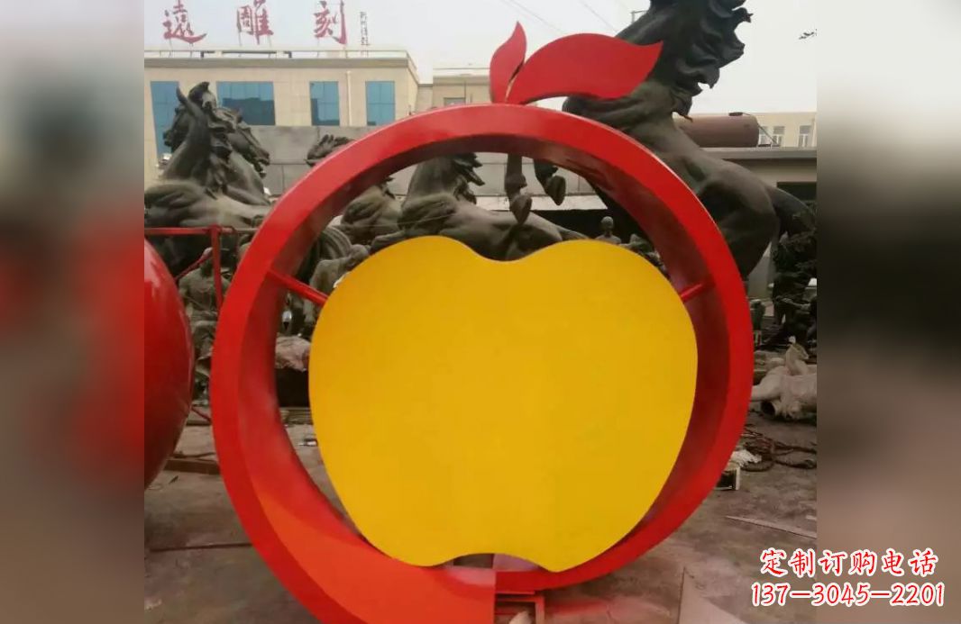 潍坊不锈钢苹果雕塑——见证爱与和平