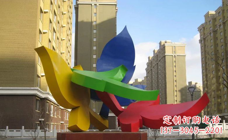 潍坊不锈钢树叶景观雕塑美丽而精致
