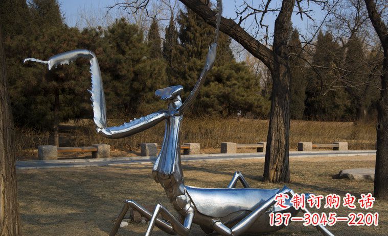 潍坊不锈钢螳螂园林景观雕塑创意缔造美景
