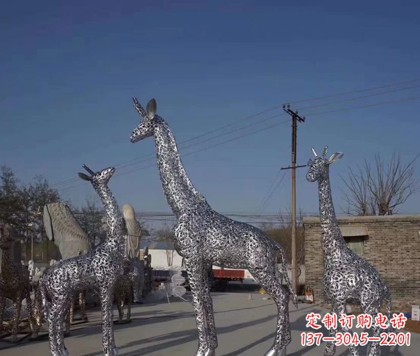 潍坊不锈钢镂空雕塑长颈鹿