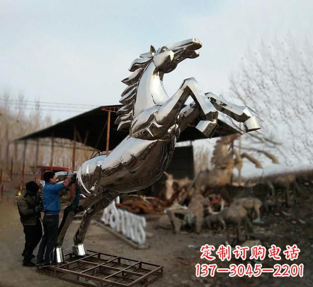 潍坊不锈钢现代动物马雕塑