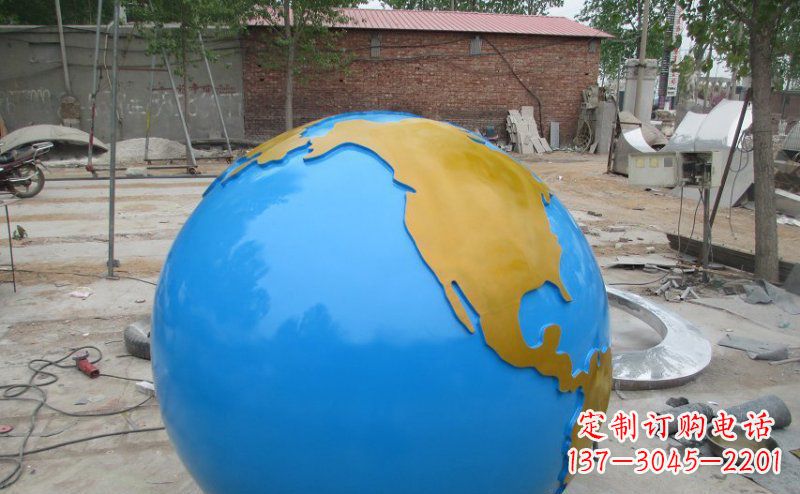 潍坊不锈钢校园地球雕塑象征着全球友好