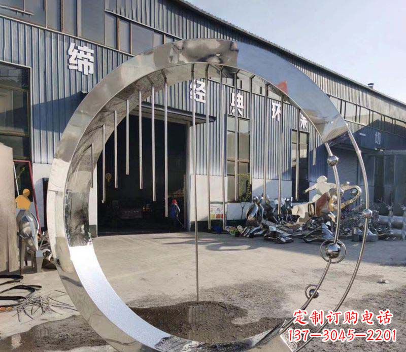 潍坊不锈钢旋转流水圆环雕塑