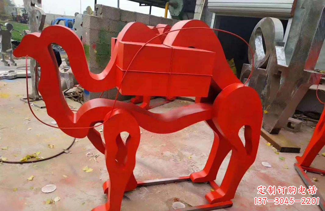 潍坊不锈钢艺术骆驼雕塑——雕塑精美的艺术之作