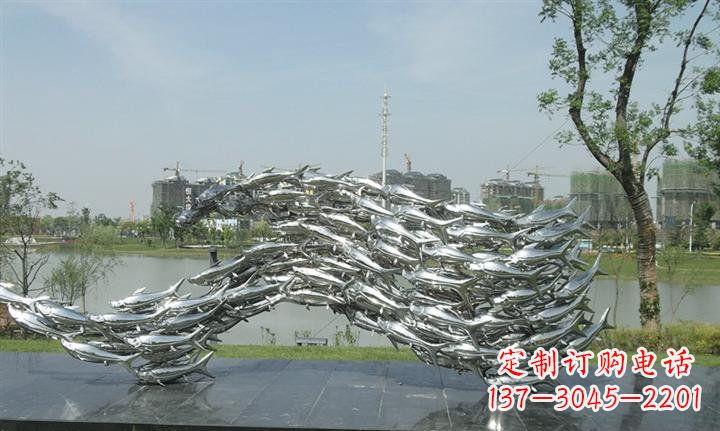 潍坊精美动物雕塑点缀不锈钢鱼群公园