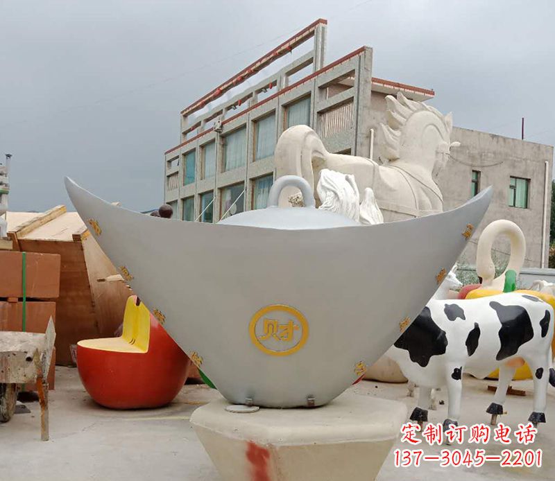 潍坊不锈钢元宝雕塑精美而珍贵
