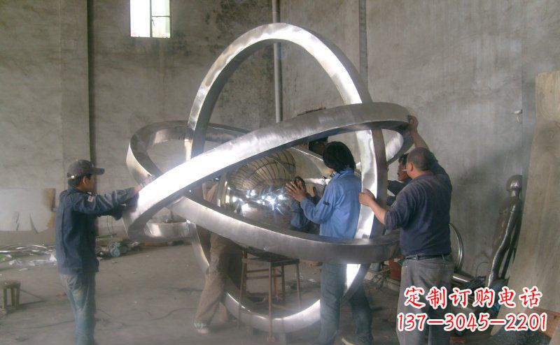 潍坊不锈钢圆环雕塑——艺术之美