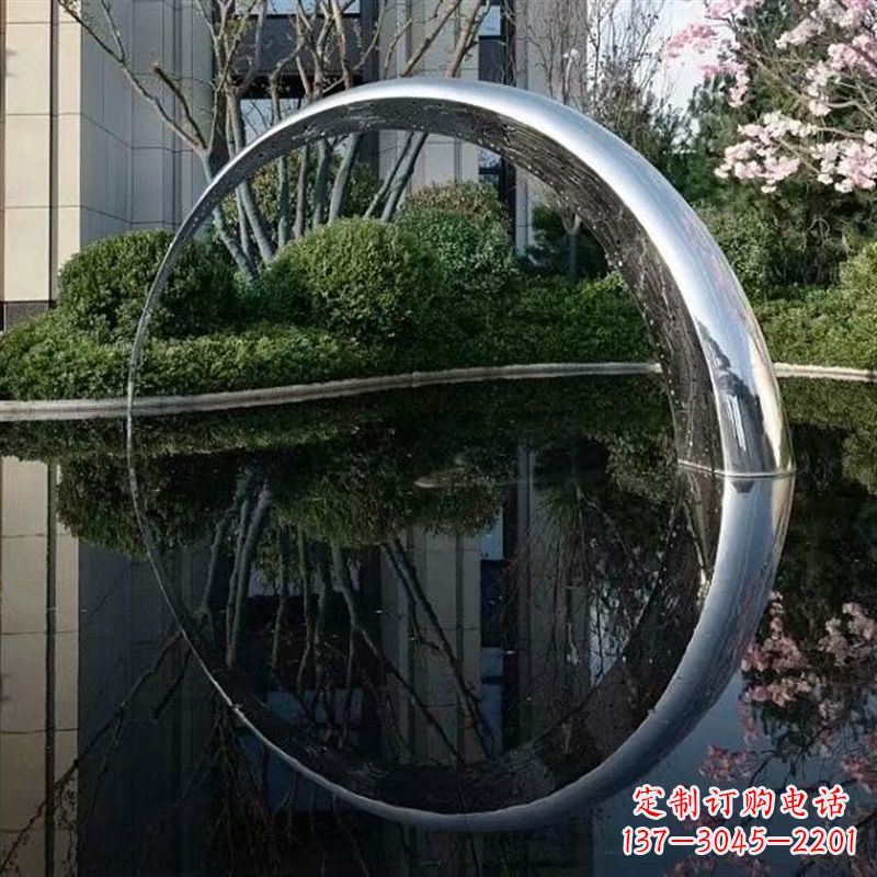 潍坊不锈钢月亮雕塑璀璨照亮夜空