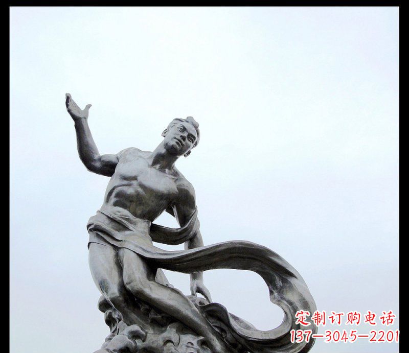 潍坊浪花上的勇敢者——不锈钢站立的男人雕塑