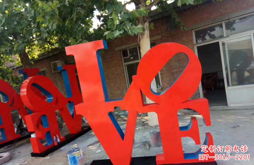 潍坊不锈钢字母景观雕塑