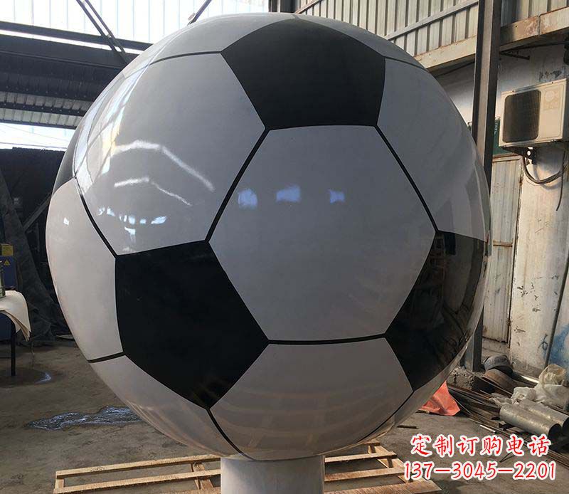 潍坊不锈钢足球雕塑精美的艺术品