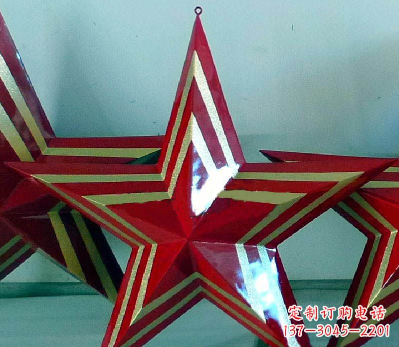 潍坊部队的荣耀五角星雕塑