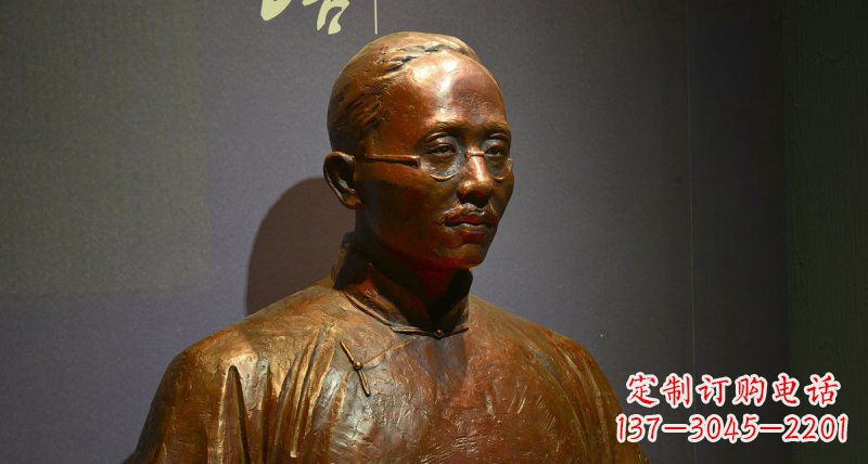 潍坊蔡元培——一位传奇民族英雄的雕塑