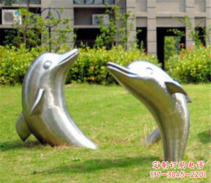 潍坊草坪镜面海豚不锈钢雕塑