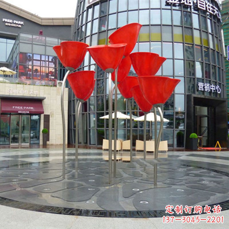 潍坊玫瑰雕塑点缀城市景观的绚烂之美
