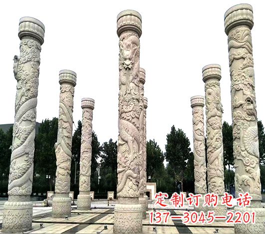 潍坊精美龙柱雕塑,点缀城市广场