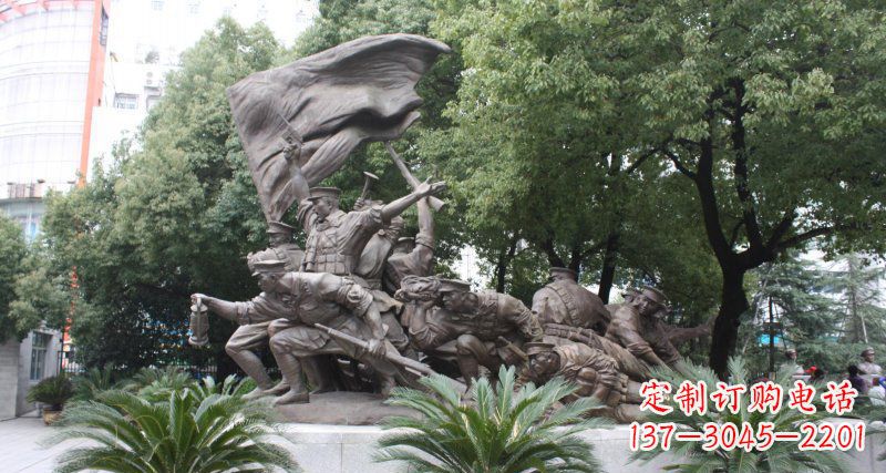 潍坊冲锋人物革命战士铜雕 (2)