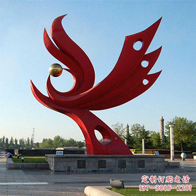 潍坊精美凤凰雕塑点缀公园园林景观