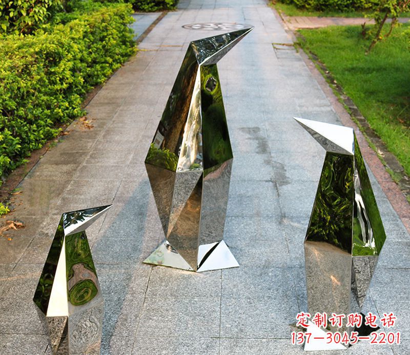潍坊抽象不锈钢企鹅雕塑