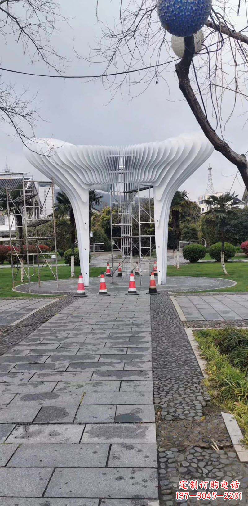 潍坊抽象拱门不锈钢雕塑