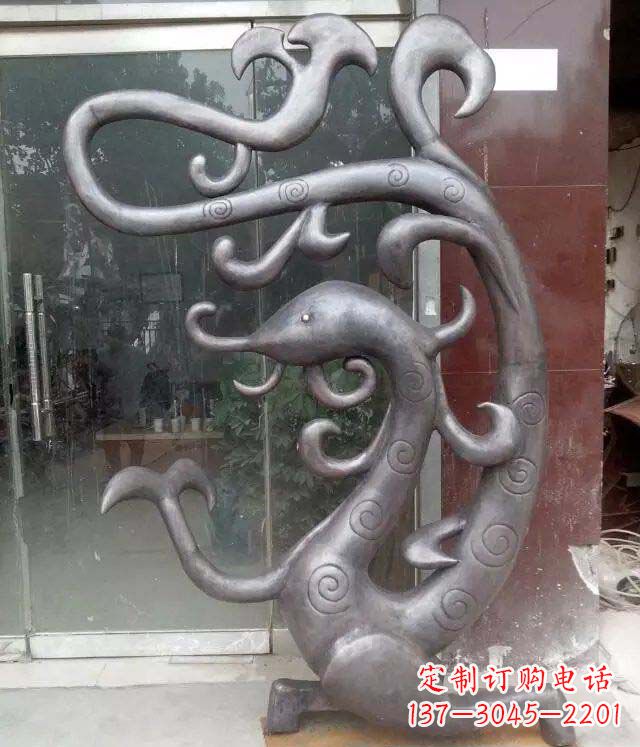 潍坊抽象蛇景观动物铜雕