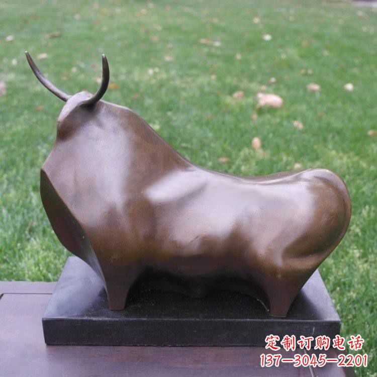 潍坊十二生肖铜牛雕塑——传承中国古老文化