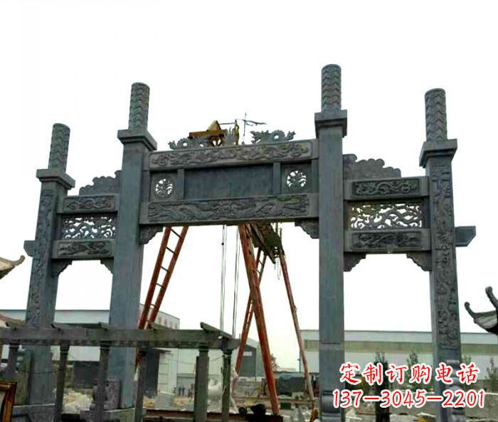 潍坊村庄牌坊雕塑传承历史文化