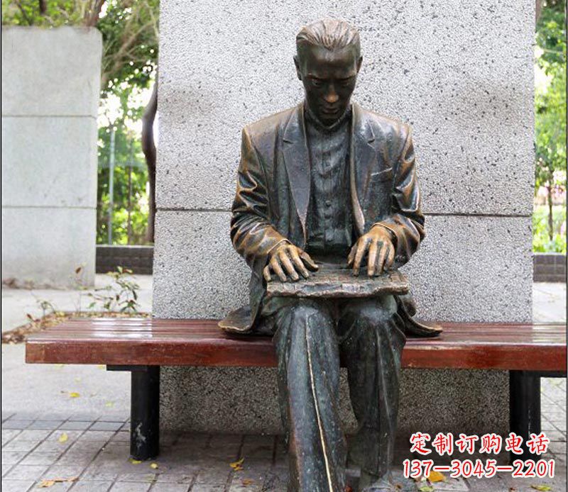 潍坊“男性英姿飒爽的雕塑”