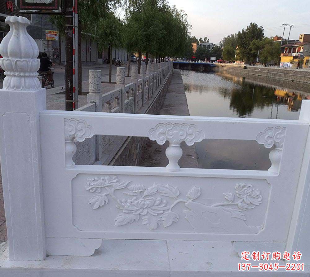 潍坊大理石荷花栏板雕塑