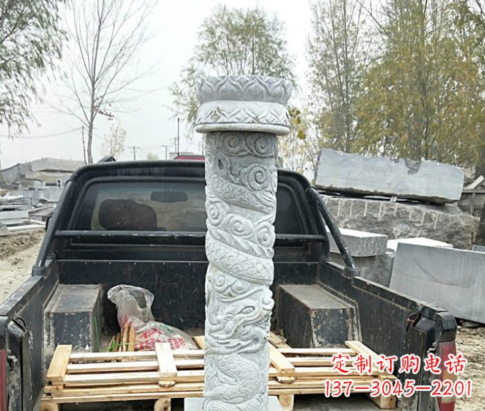 潍坊大理石龙柱雕塑