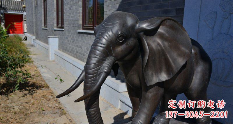 潍坊优雅大象铜雕