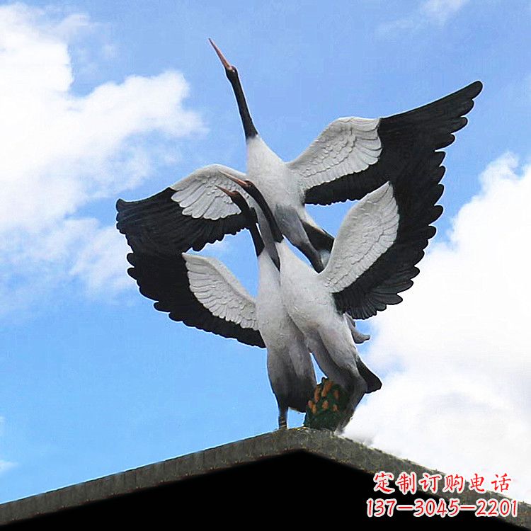 潍坊仙鹤玻璃钢景观动物雕塑