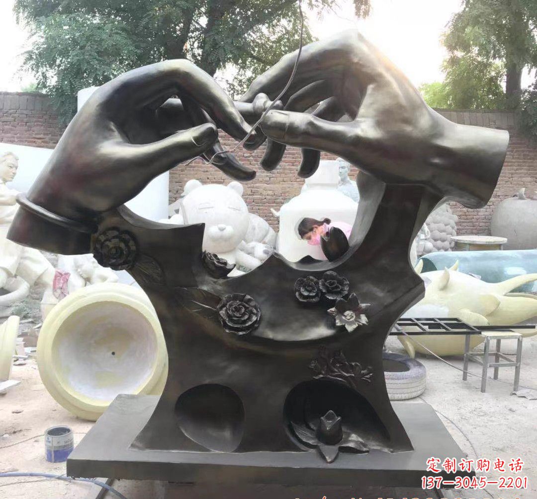 潍坊精美铜戒指雕塑