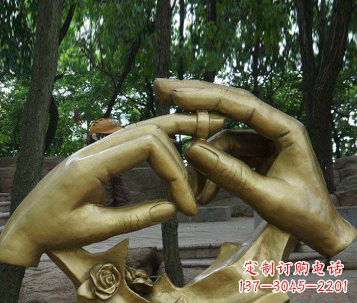 潍坊精美戒指铜雕塑