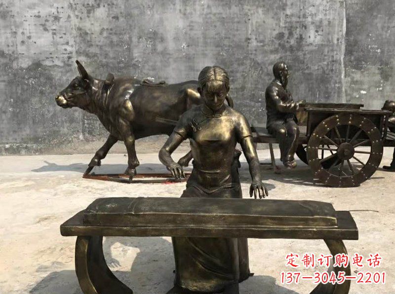 潍坊铜制古筝人物校园景观雕塑