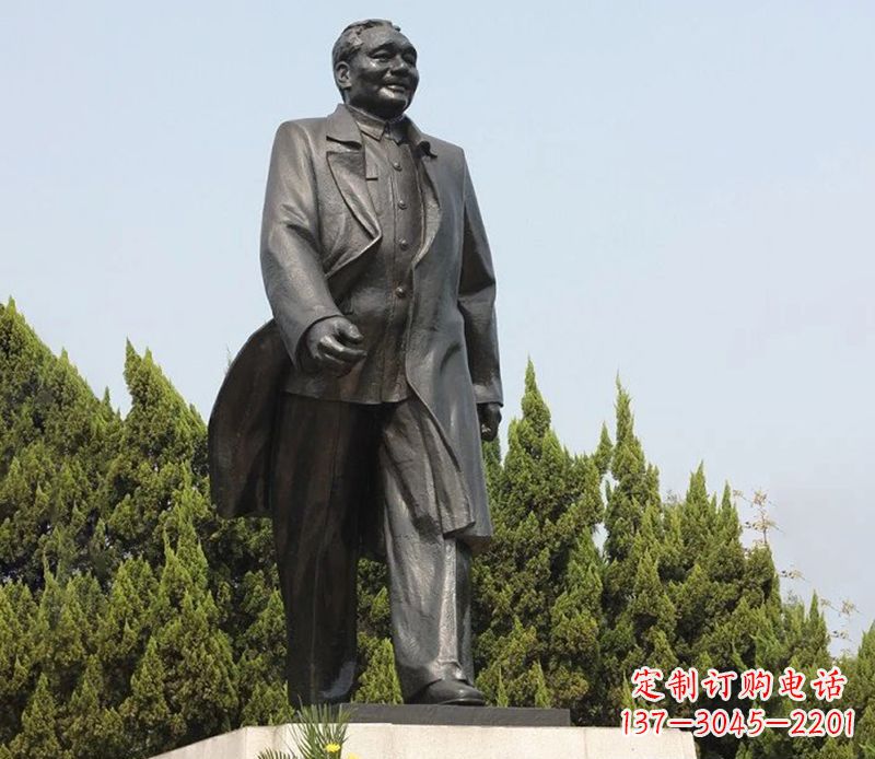 潍坊邓小平公园伟人铜雕 