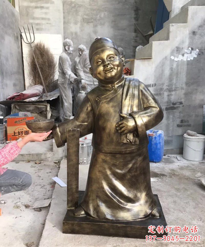 潍坊店小二铜雕——精美精致的人物雕塑