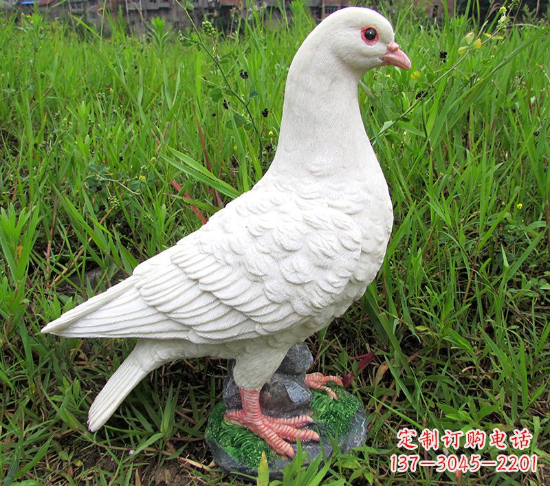 潍坊锻铜鸽子浮雕,精致细腻的雕塑体现