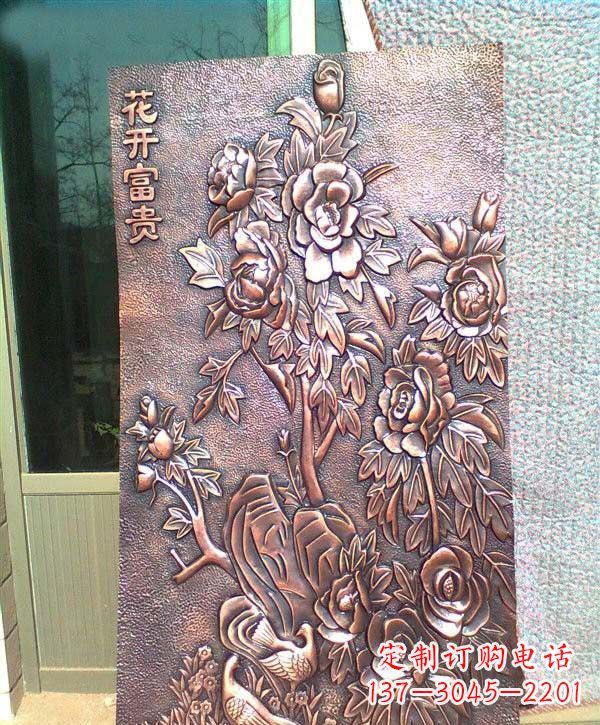 潍坊锻铜牡丹雕塑