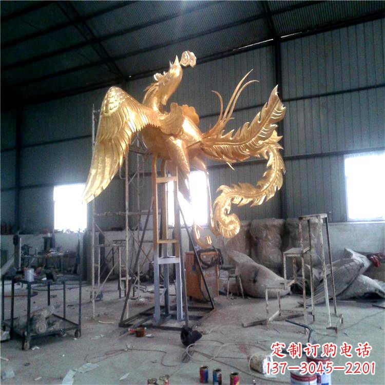 潍坊锻铜精美凤凰雕塑