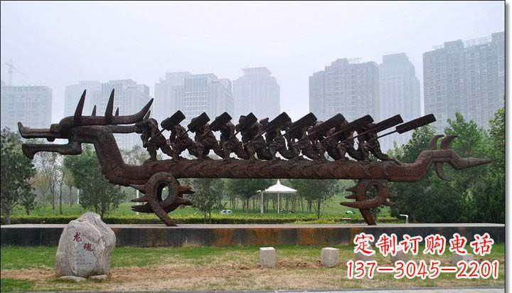 潍坊锻铜赛龙舟雕塑