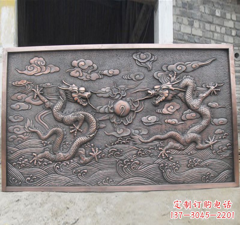 潍坊锻铜双龙戏珠浮雕雕塑