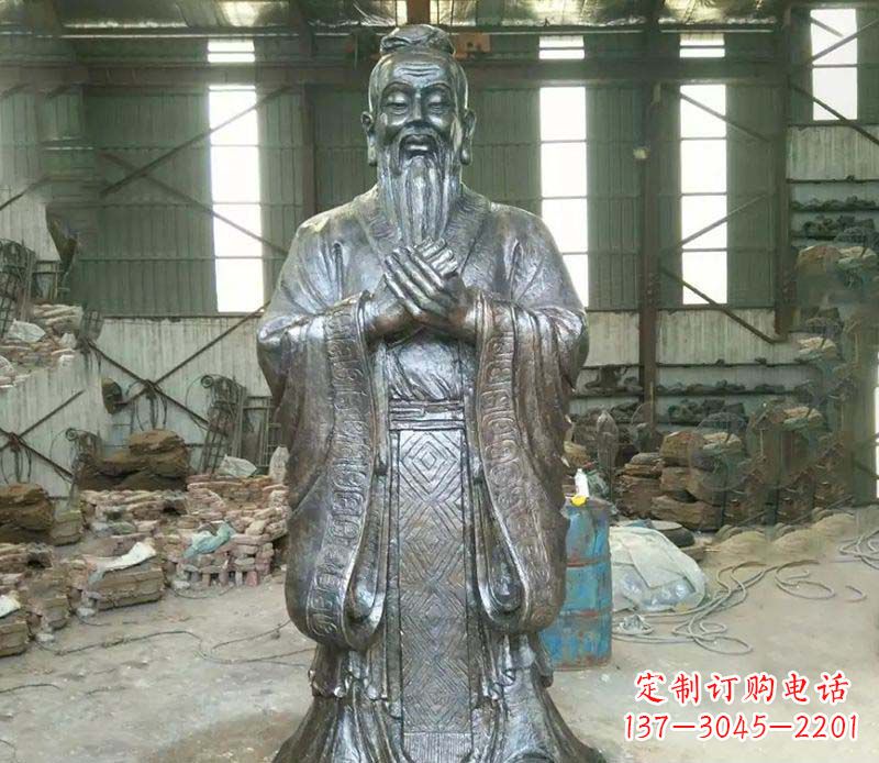 潍坊锻铜校园老子人物雕塑，铸就永恒的追求