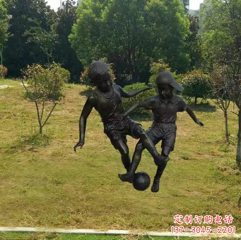 潍坊中领雕塑出品,精致足球雕塑,带您重温童年欢乐