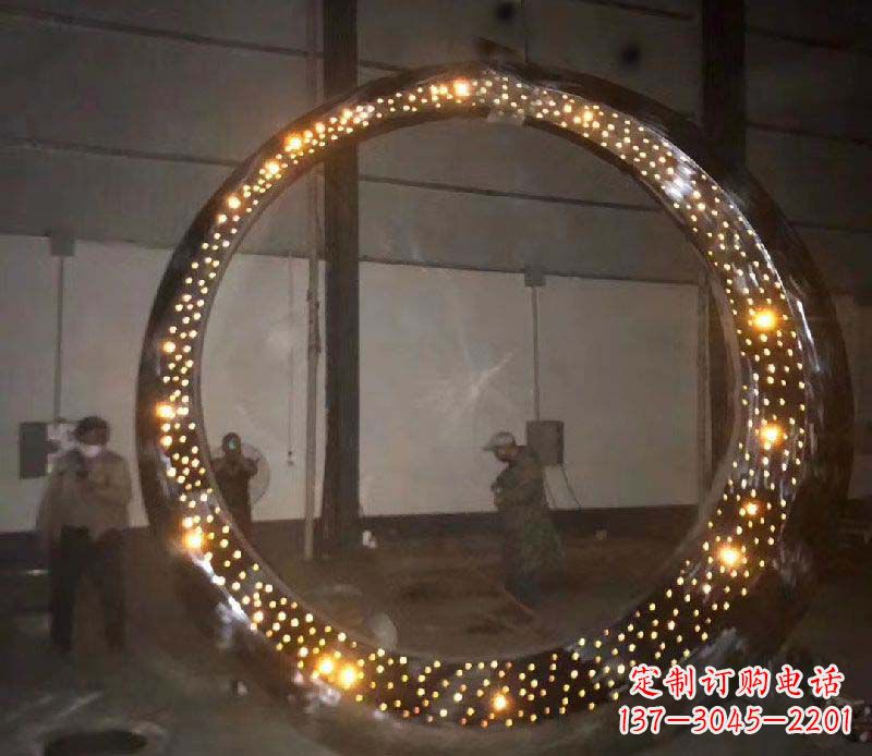 潍坊发光圆环不锈钢雕塑